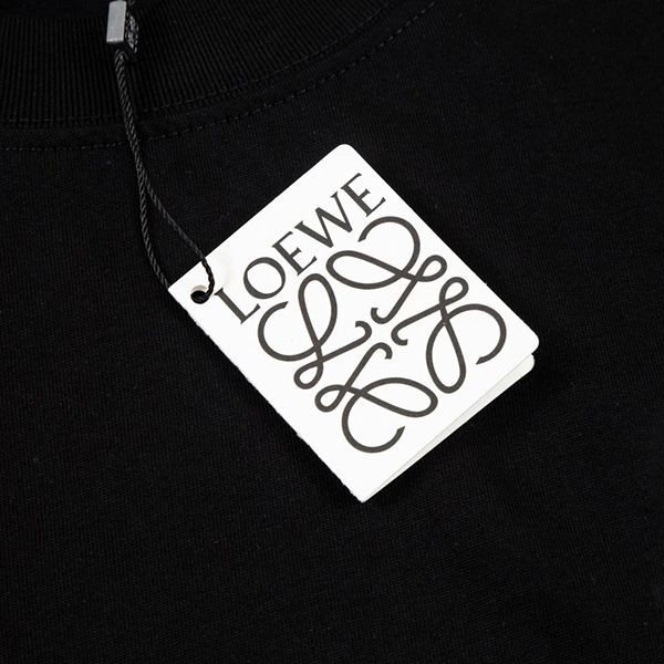 素敵な ロエベ スーパーコピー ピラミッドアイ半袖Tシャツ lob48407